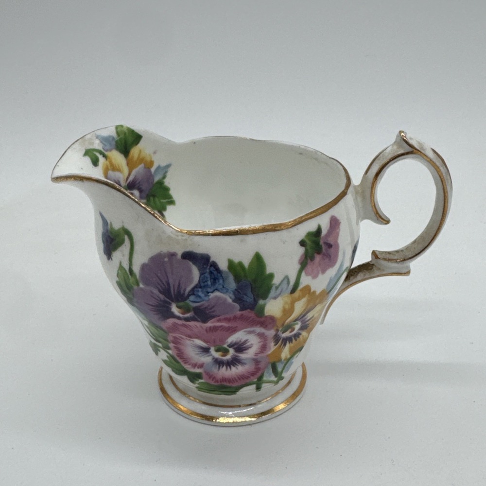 Queen Anne Fine Bone China Spring Melody Creamer Floral – England‎